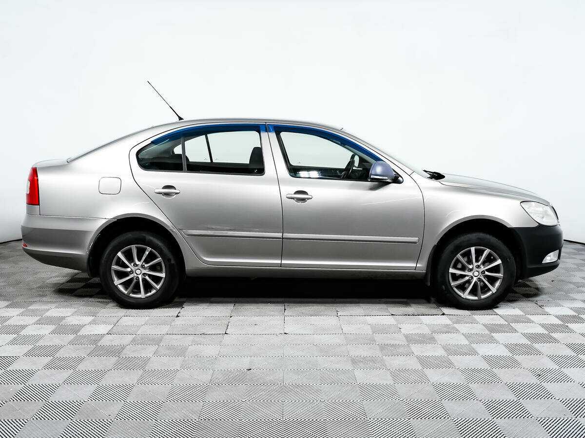 Купить Skoda Octavia с пробегом. Фото: #3