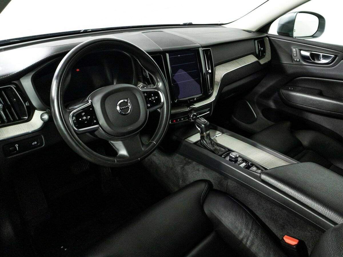 Купить Volvo XC60 с пробегом. Фото: #10