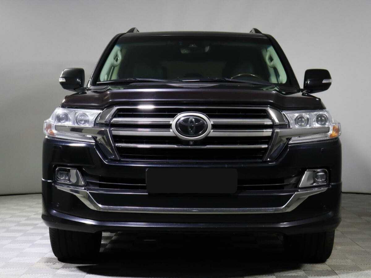 Купить Toyota Land Cruiser с пробегом. Фото: #2