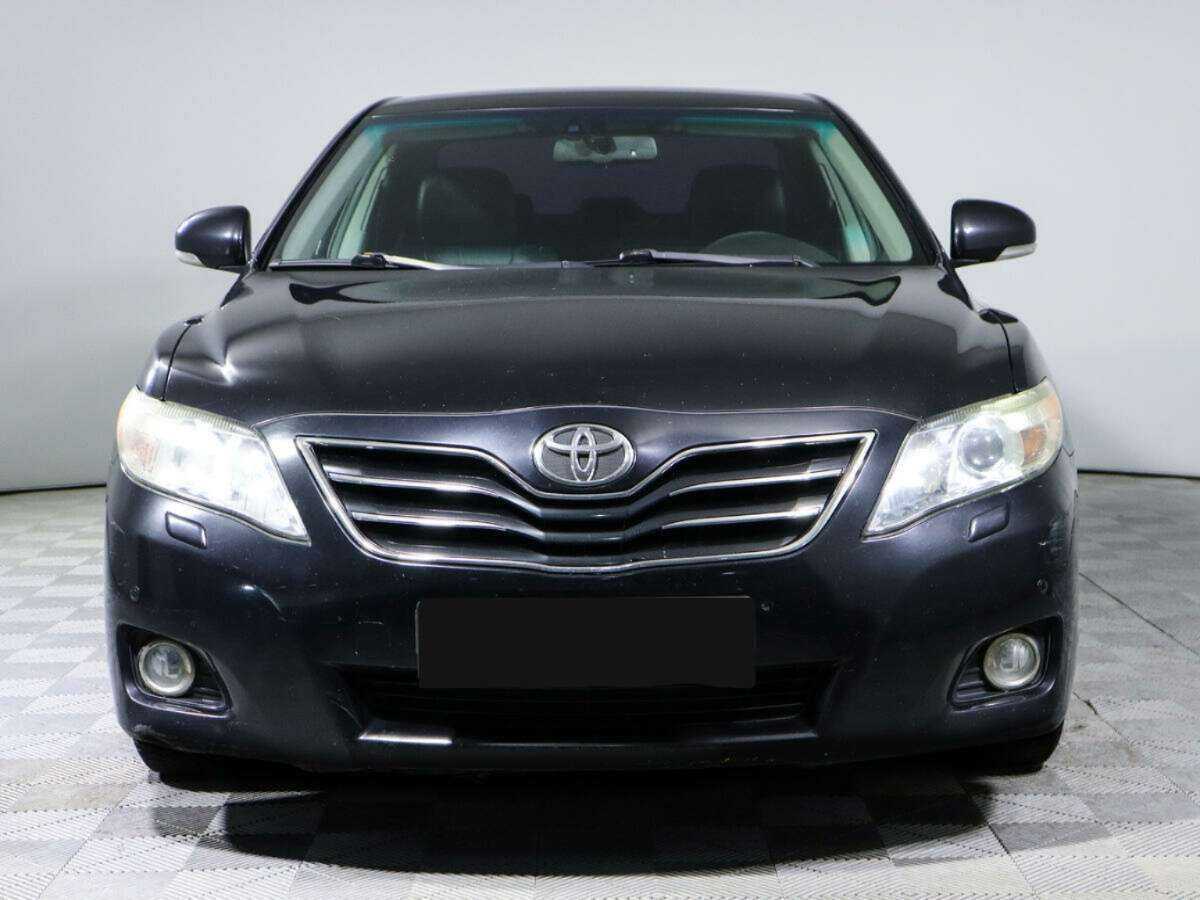 Купить Toyota Camry с пробегом. Фото: #1