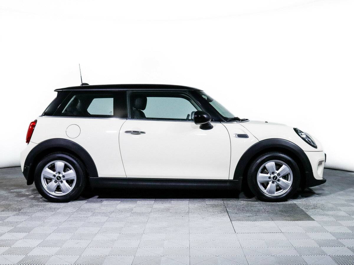 Купить Mini Hatch с пробегом. Фото: #3