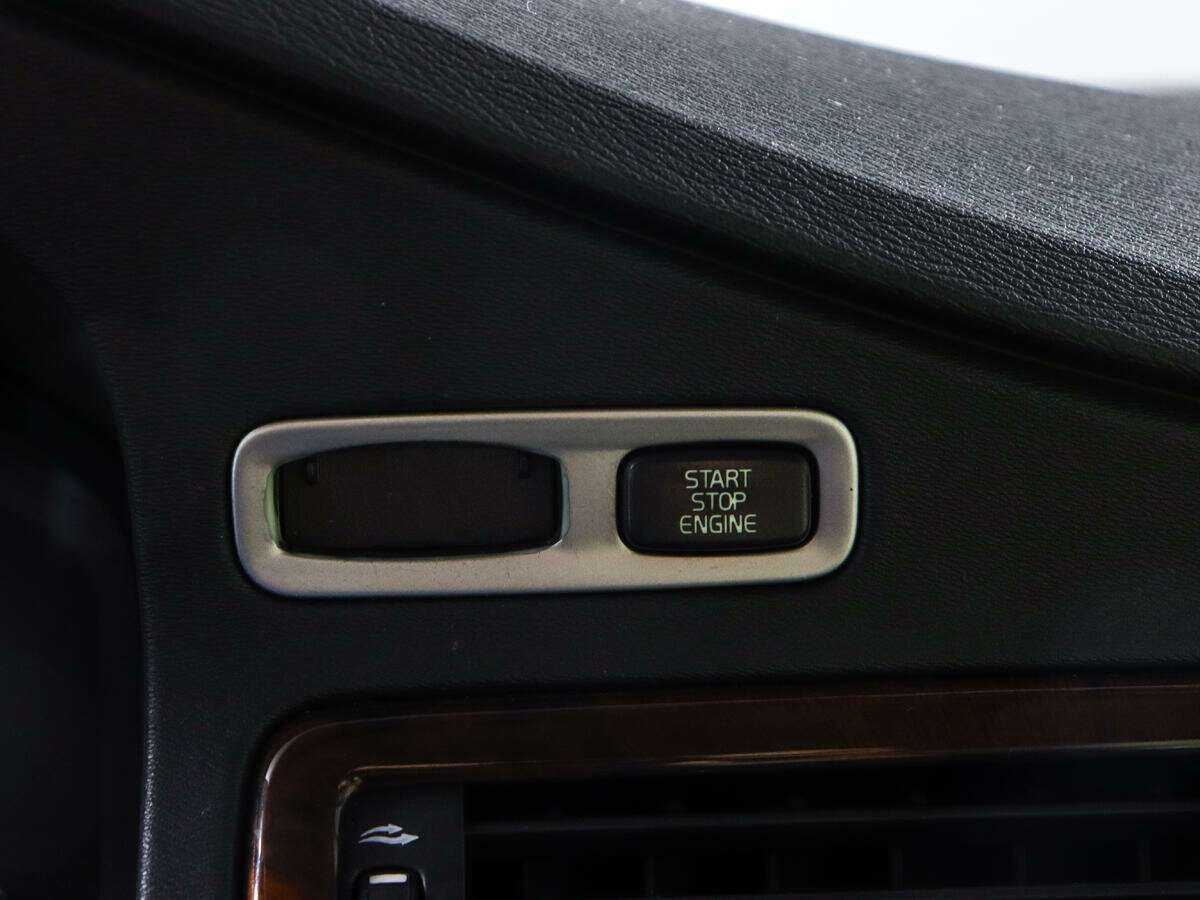 Купить Volvo S80 с пробегом. Фото: #13
