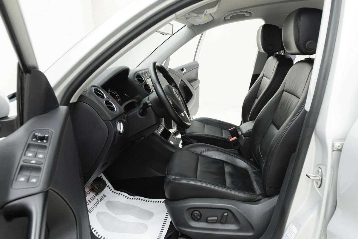 Купить Volkswagen Tiguan с пробегом. Фото: #7