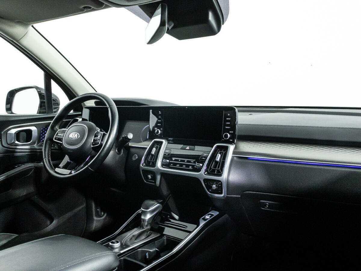 Купить Kia Sorento с пробегом. Фото: #8