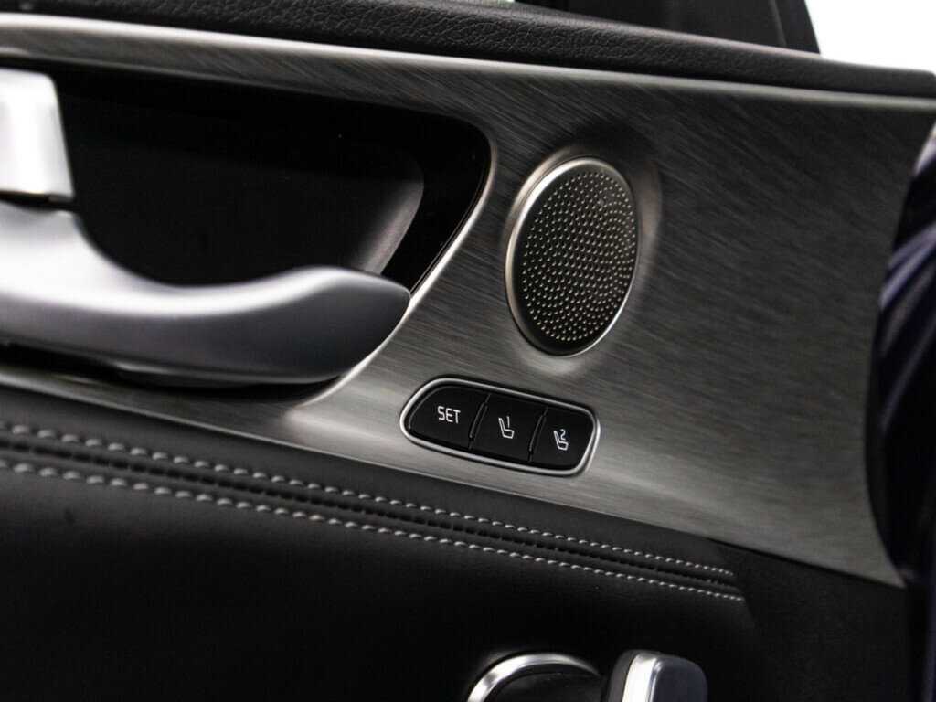 Купить Kia Stinger с пробегом. Фото: #25
