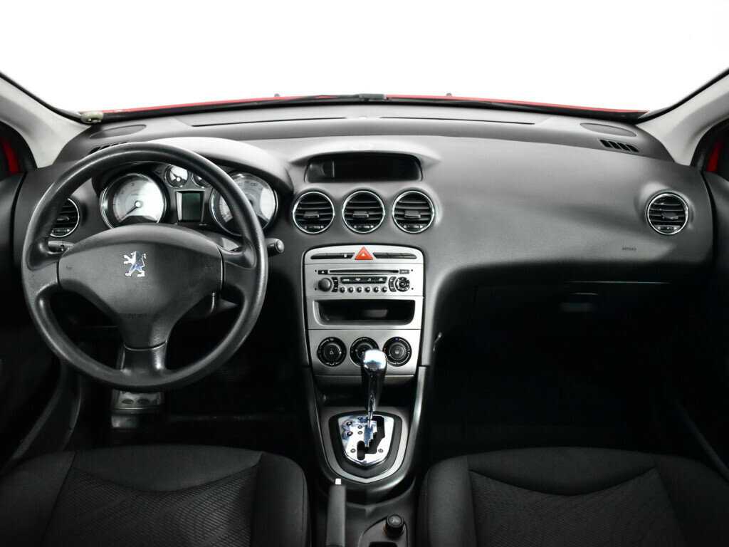 Купить Peugeot 308 с пробегом. Фото: #11