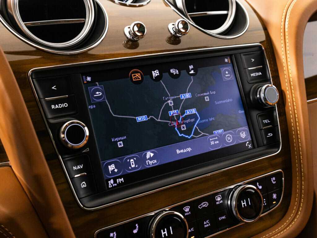 Купить Bentley Bentayga с пробегом. Фото: #17