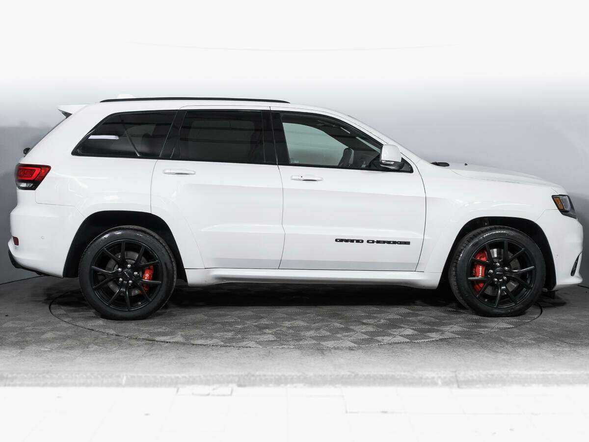 Купить Jeep Grand Cherokee с пробегом. Фото: #3