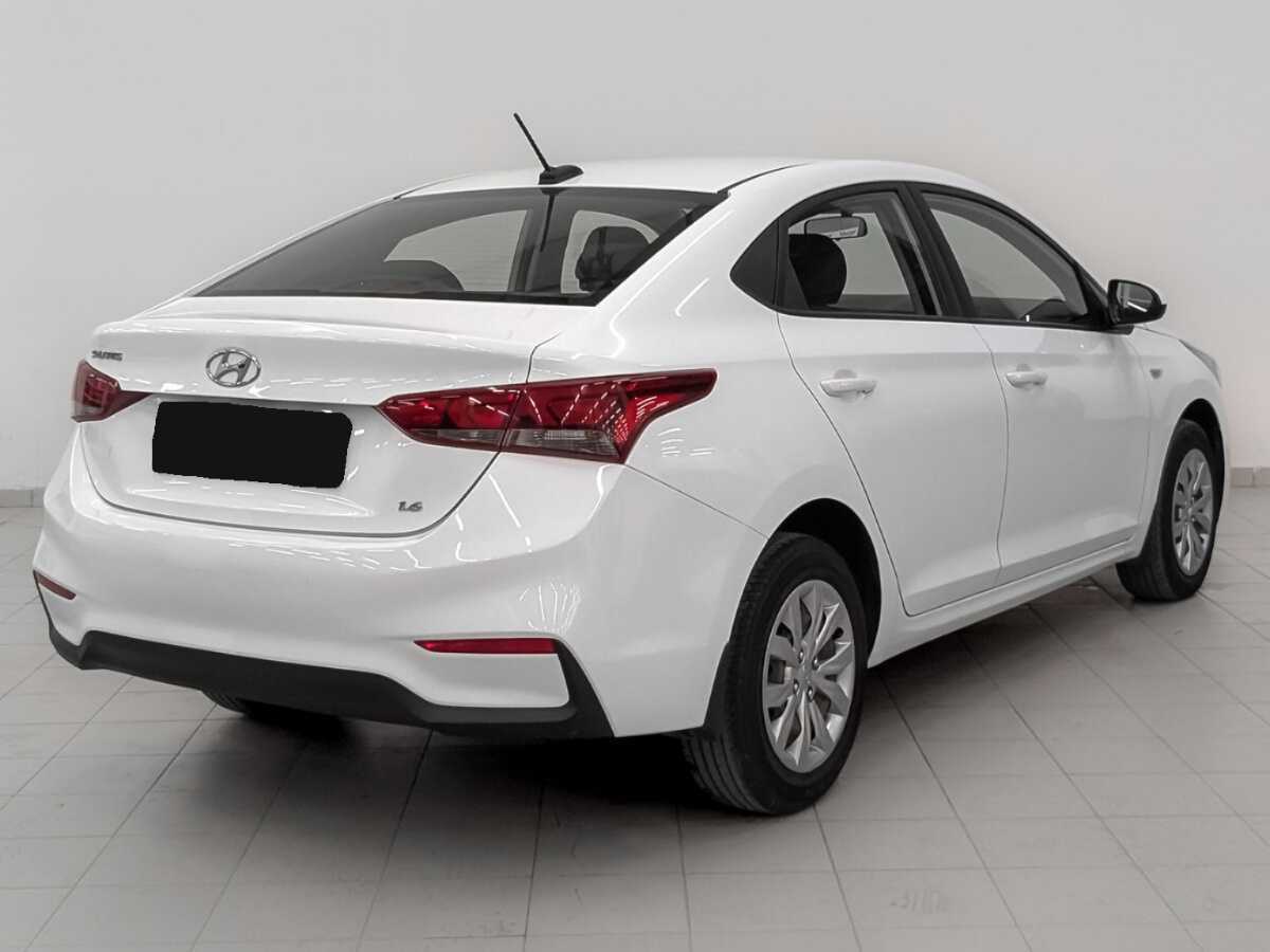 Купить Hyundai Solaris с пробегом. Фото: #4