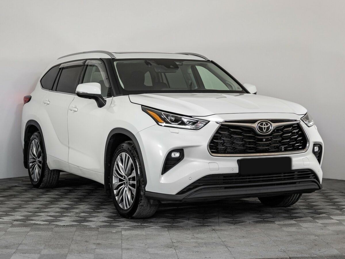 Купить Toyota Highlander с пробегом. Фото: #2