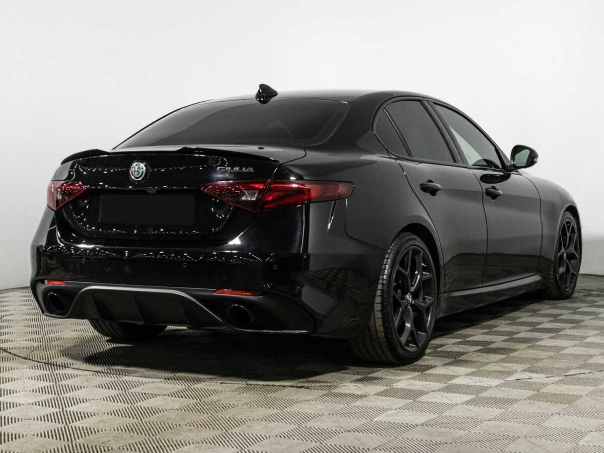 Купить Alfa Romeo Giulia с пробегом. Фото: #4