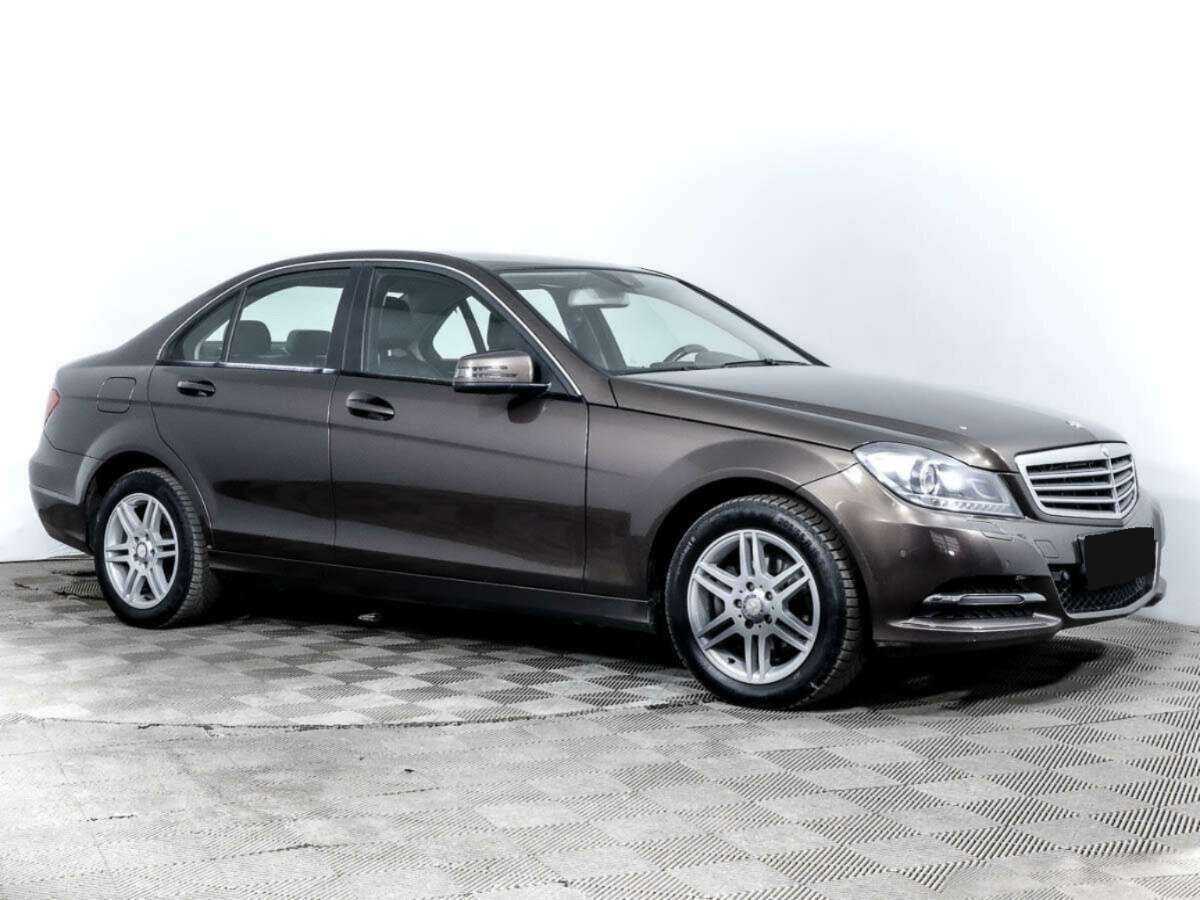 Купить Mercedes-Benz C-Класс с пробегом. Фото: #2