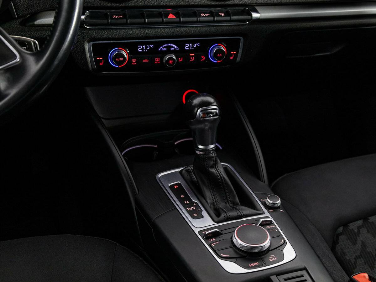 Купить Audi A3 с пробегом. Фото: #9