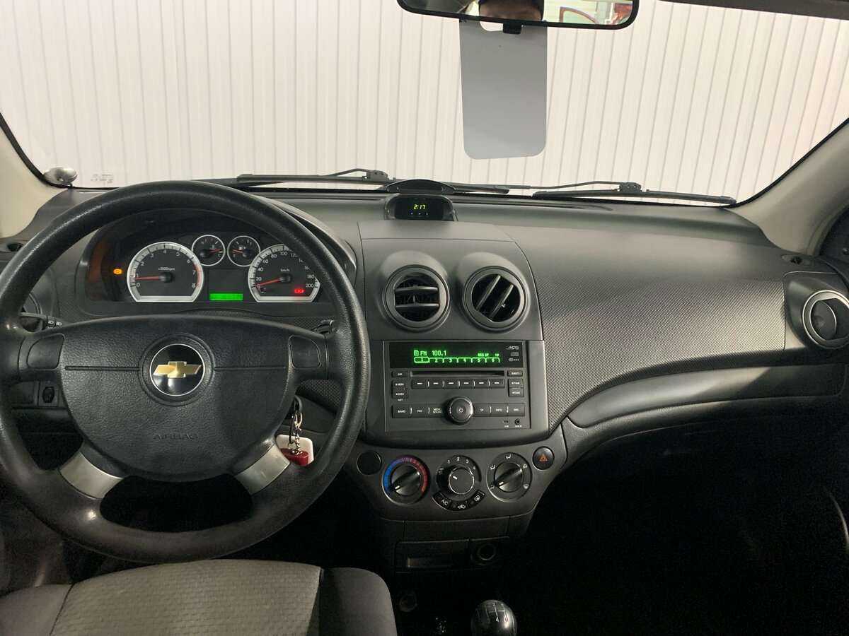 Купить Chevrolet Aveo с пробегом. Фото: #8