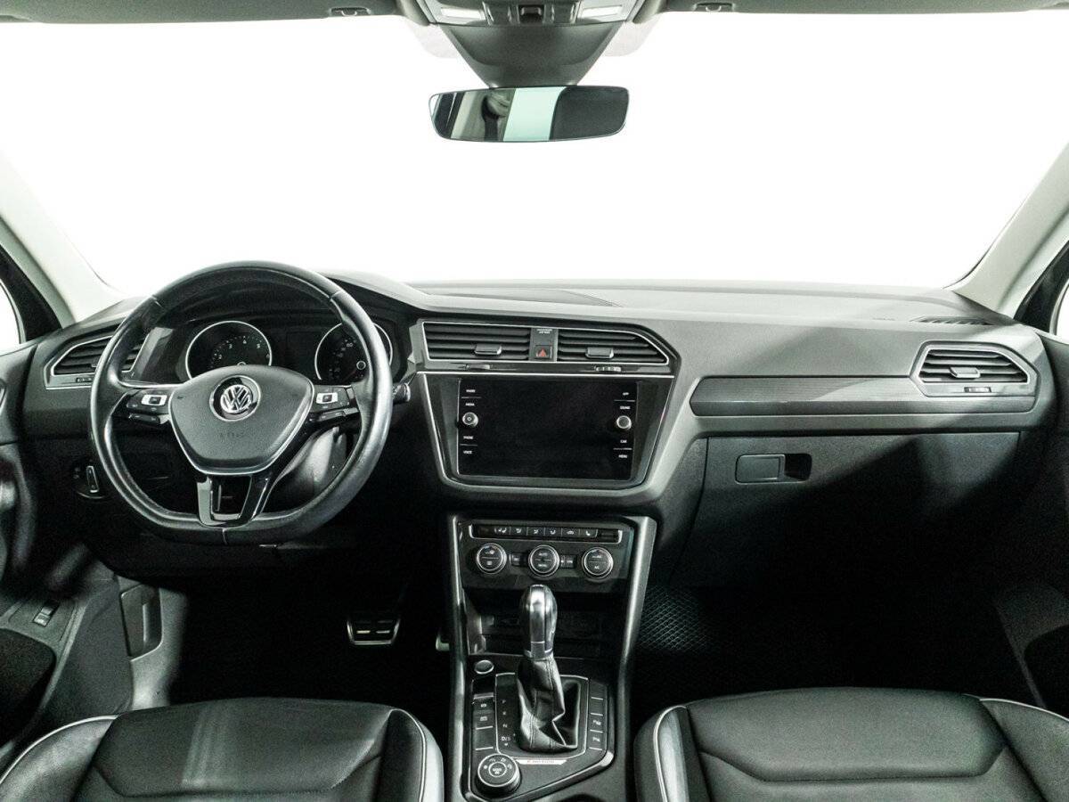 Купить Volkswagen Tiguan с пробегом. Фото: #12