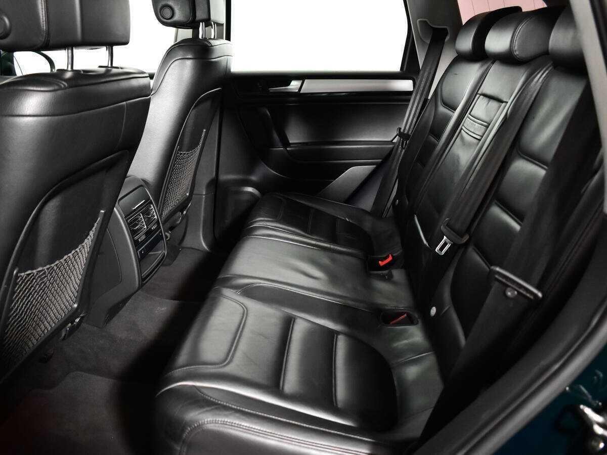 Купить Volkswagen Touareg с пробегом. Фото: #9