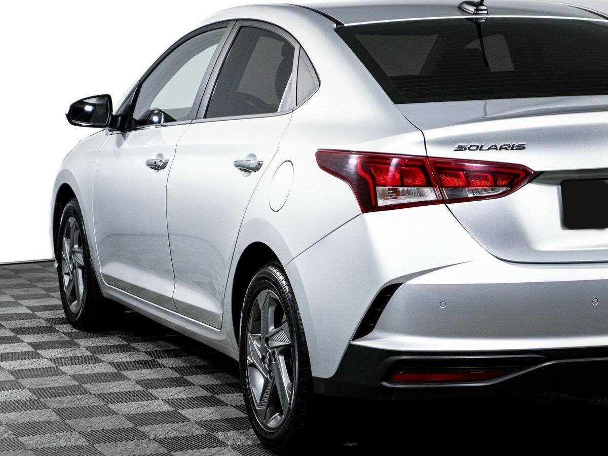 Купить Hyundai Solaris с пробегом. Фото: #18