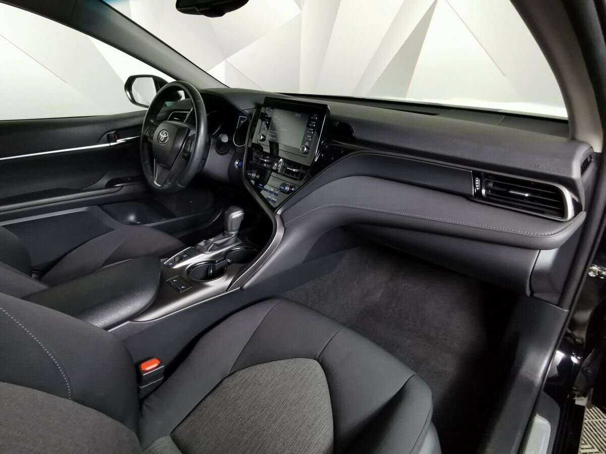 Купить Toyota Camry с пробегом. Фото: #8