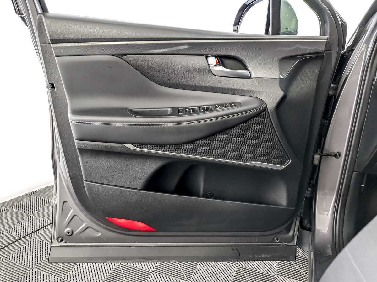 Купить Hyundai Santa Fe с пробегом. Фото: #18
