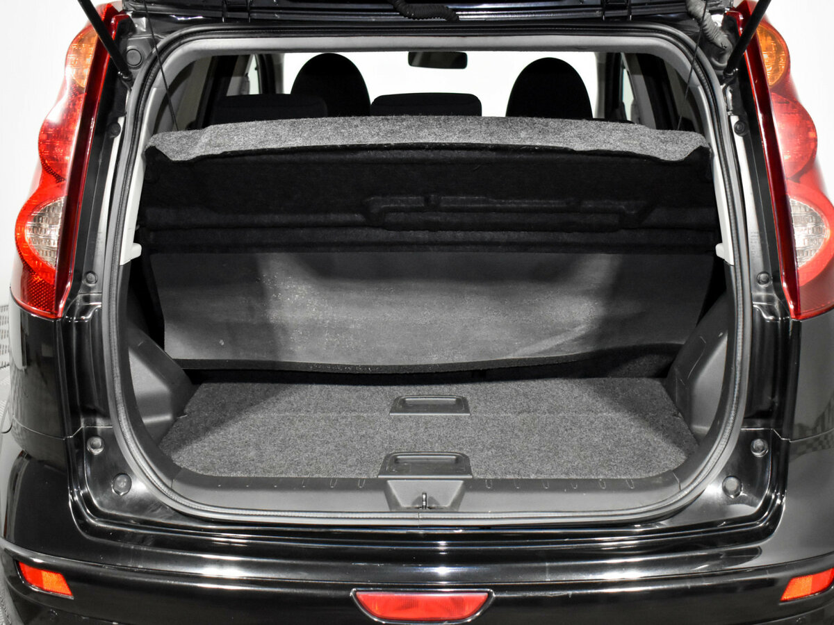Купить Nissan Note с пробегом. Фото: #17