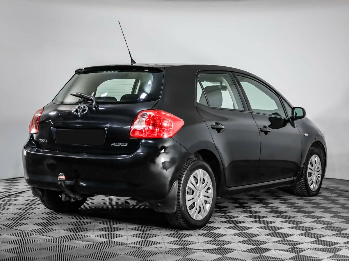Купить Toyota Auris с пробегом. Фото: #5