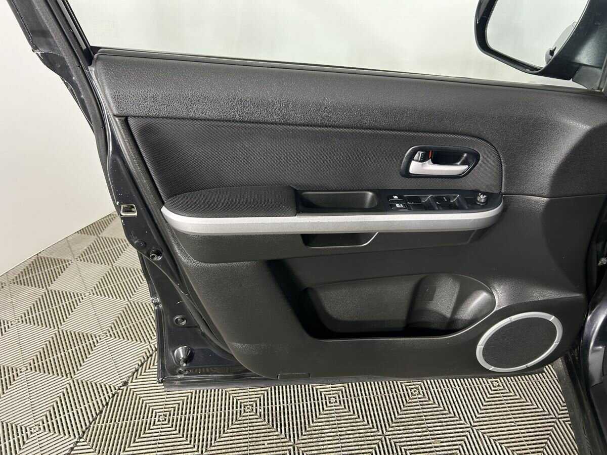 Купить Suzuki Grand Vitara с пробегом. Фото: #7