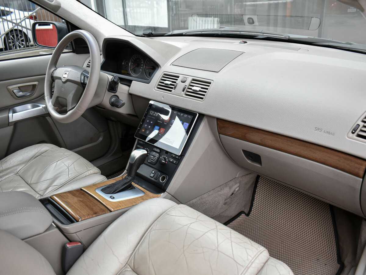 Купить Volvo XC90 с пробегом. Фото: #12