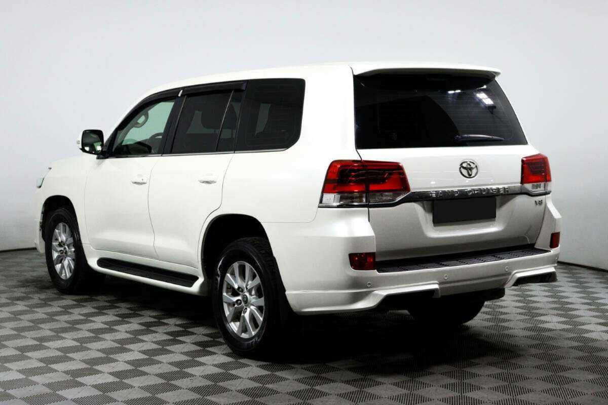 Купить Toyota Land Cruiser с пробегом. Фото: #6