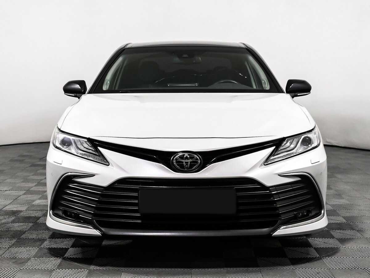 Купить Toyota Camry с пробегом. Фото: #1