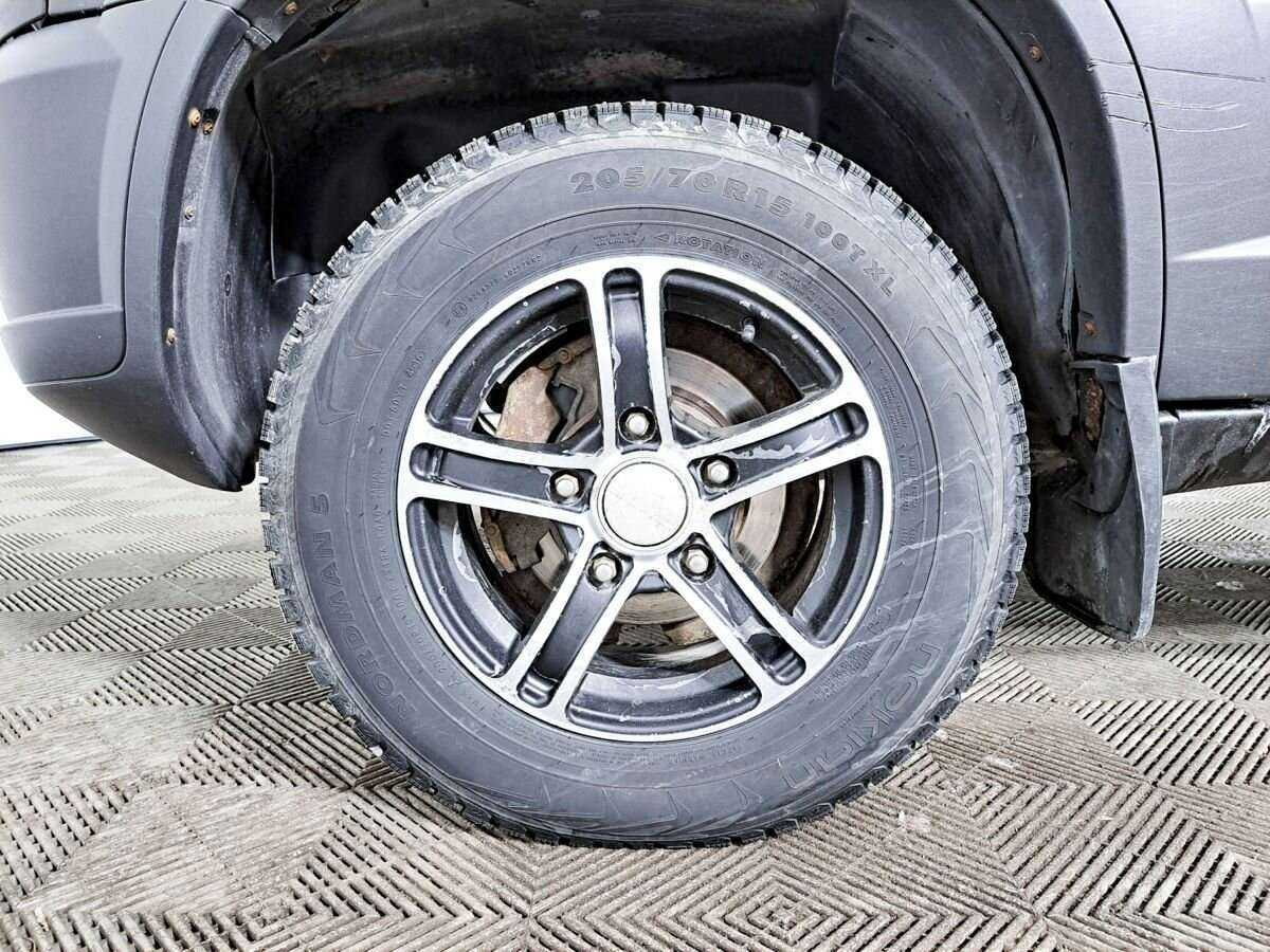 Купить Chevrolet Niva с пробегом. Фото: #17