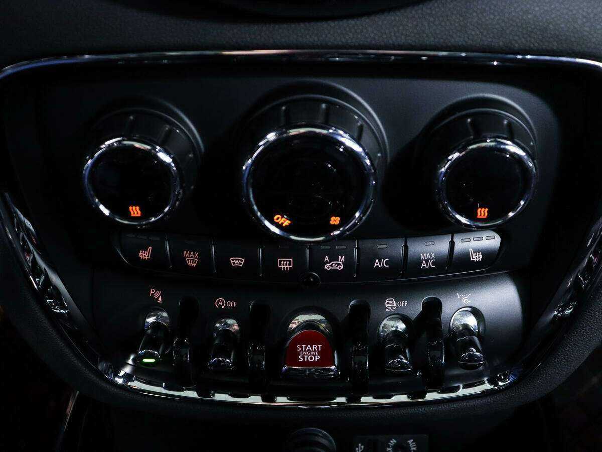 Купить Mini Clubman с пробегом. Фото: #19