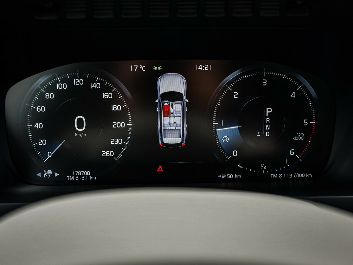 Купить Volvo XC90 с пробегом. Фото: #9