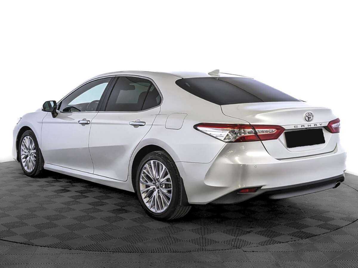 Купить Toyota Camry с пробегом. Фото: #6