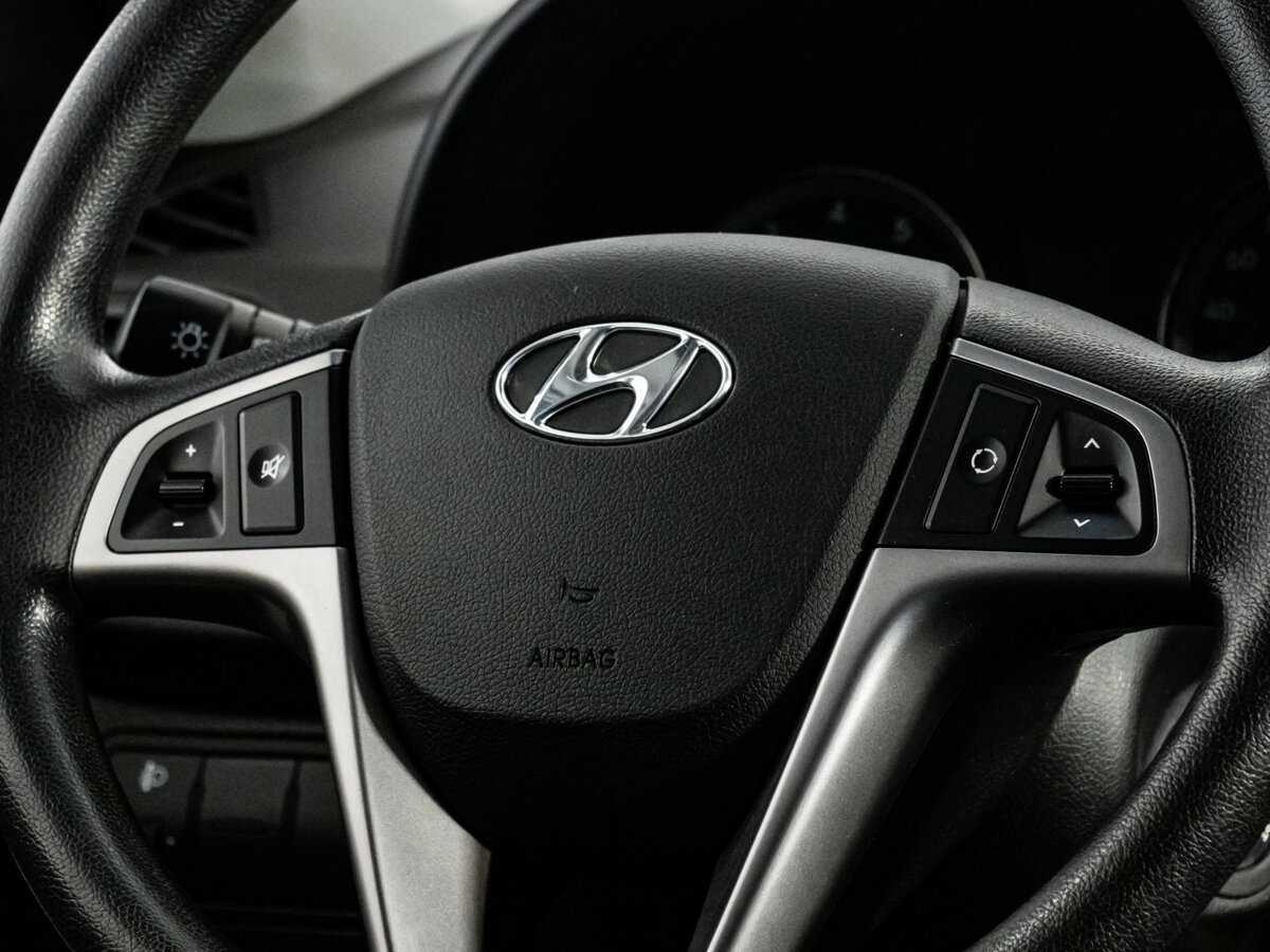 Купить Hyundai Solaris с пробегом. Фото: #12