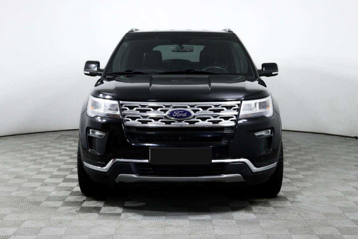 Купить Ford Explorer с пробегом. Фото: #1