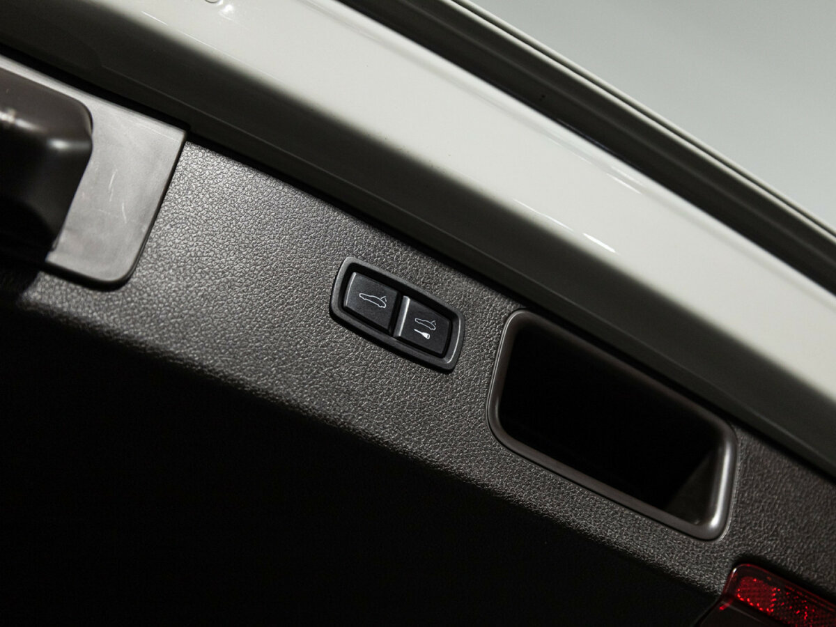 Купить Porsche Macan с пробегом. Фото: #26
