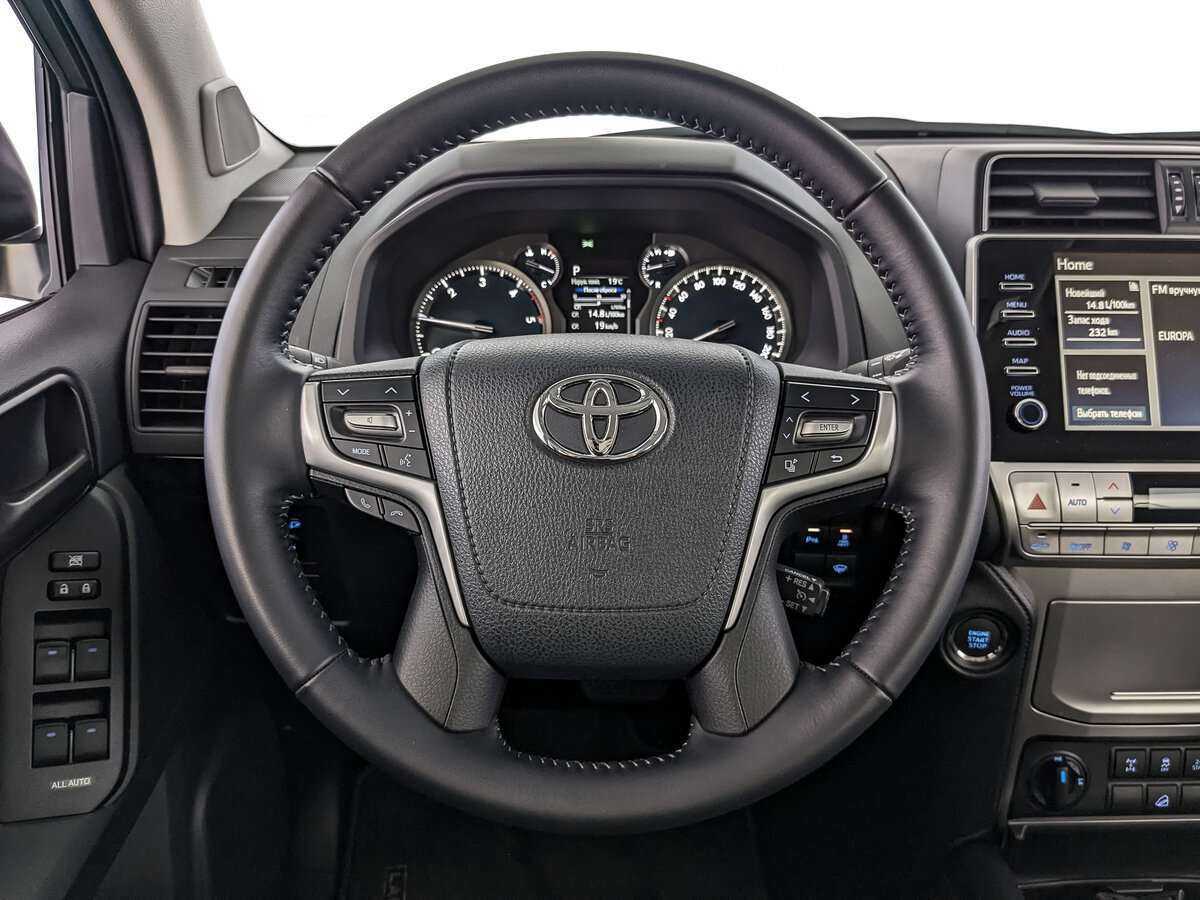 Купить Toyota Land Cruiser Prado с пробегом. Фото: #16