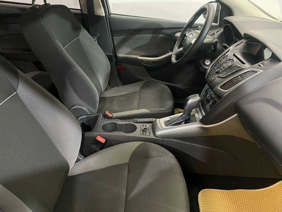 Купить Ford Focus с пробегом. Фото: #9