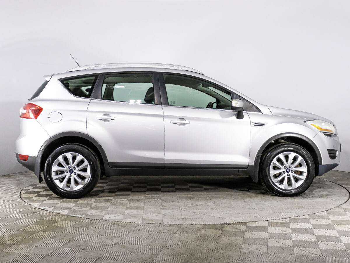 Купить Ford Kuga с пробегом. Фото: #3