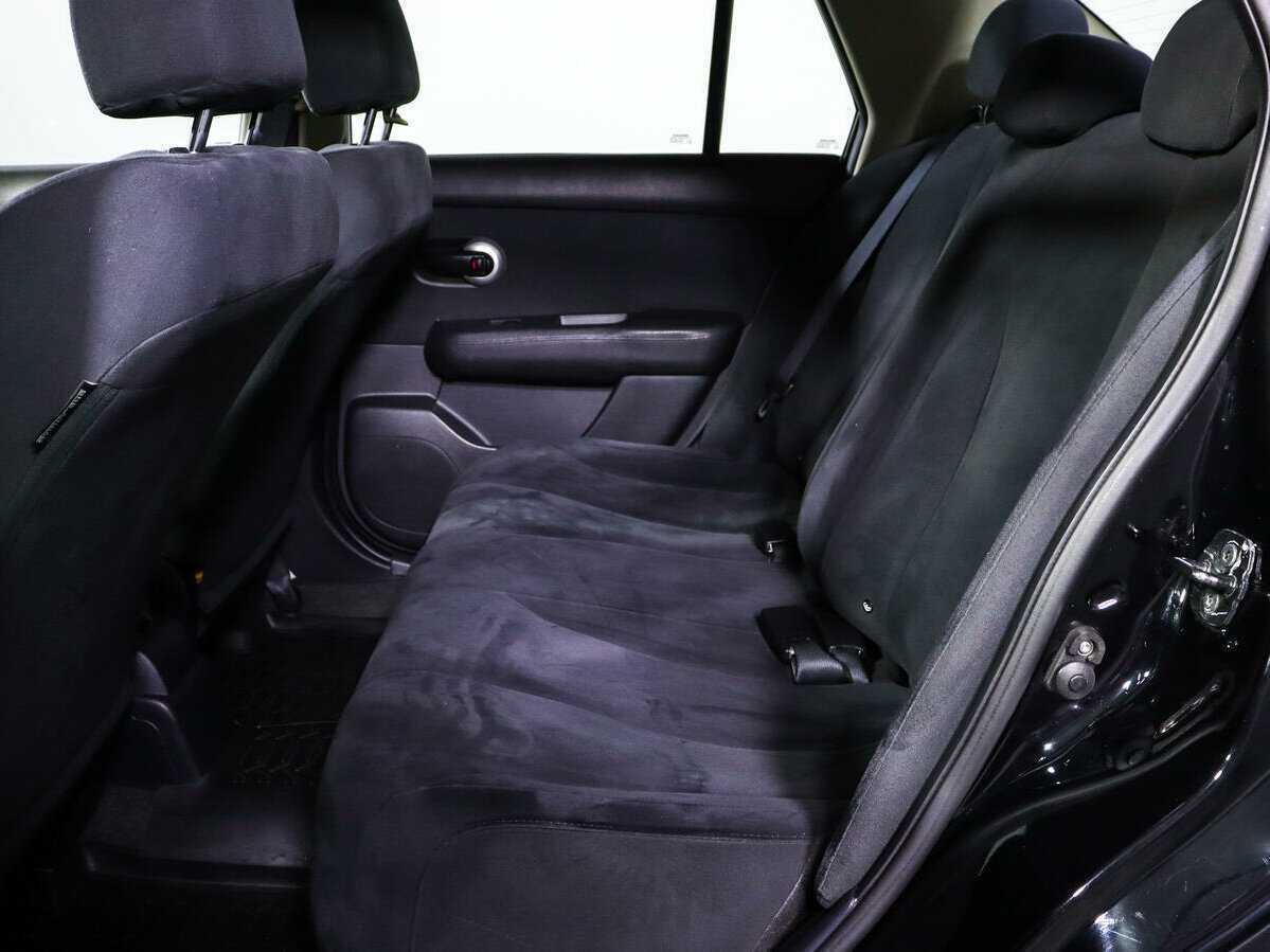 Купить Nissan Tiida с пробегом. Фото: #7