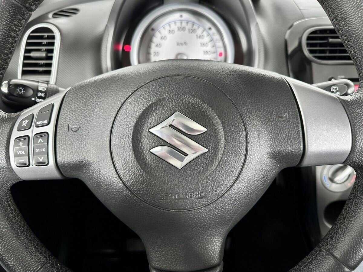 Купить Suzuki Splash с пробегом. Фото: #10