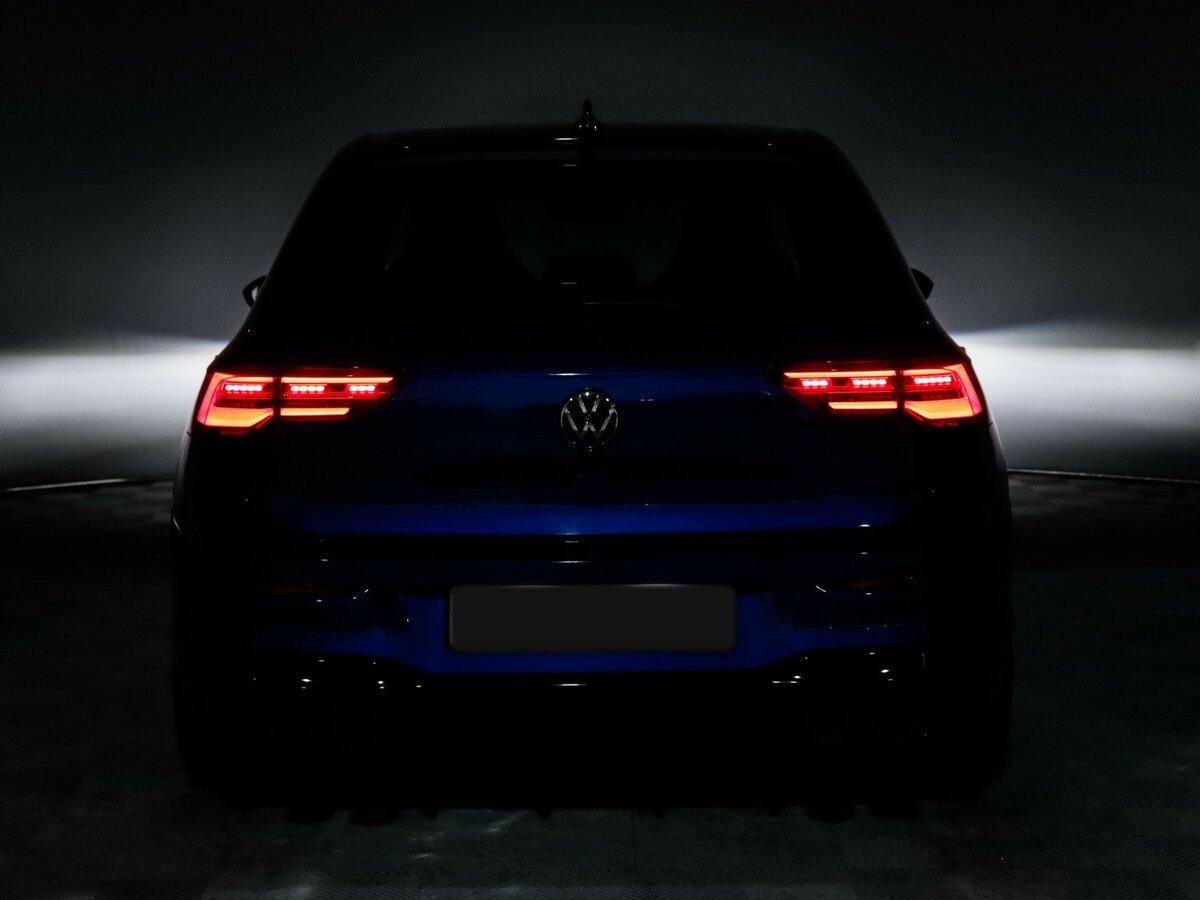 Купить Volkswagen Golf R с пробегом. Фото: #26