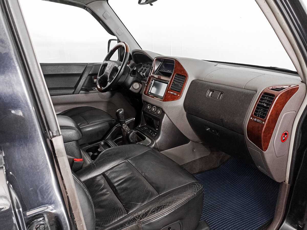 Купить Mitsubishi Pajero с пробегом. Фото: #4
