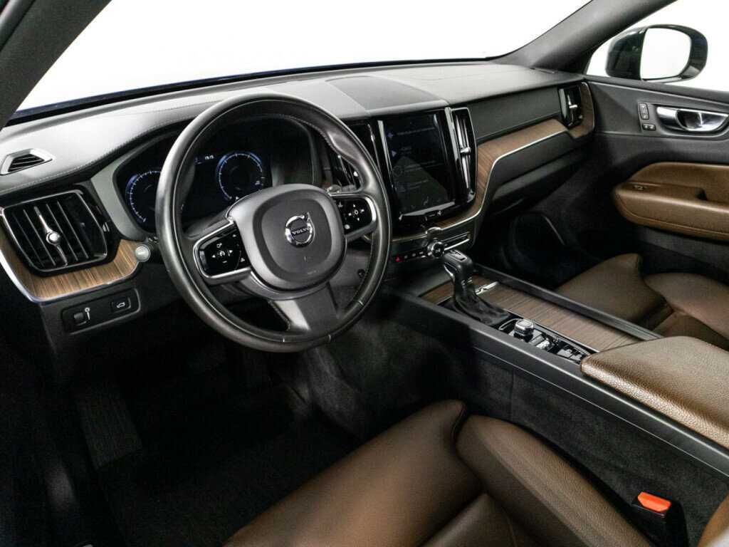 Купить Volvo XC60 с пробегом. Фото: #10