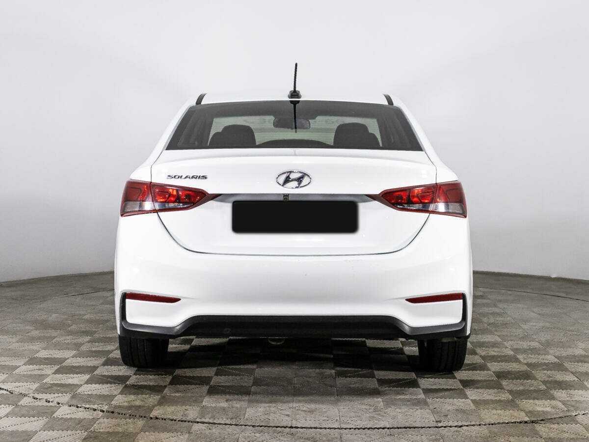 Купить Hyundai Solaris с пробегом. Фото: #5