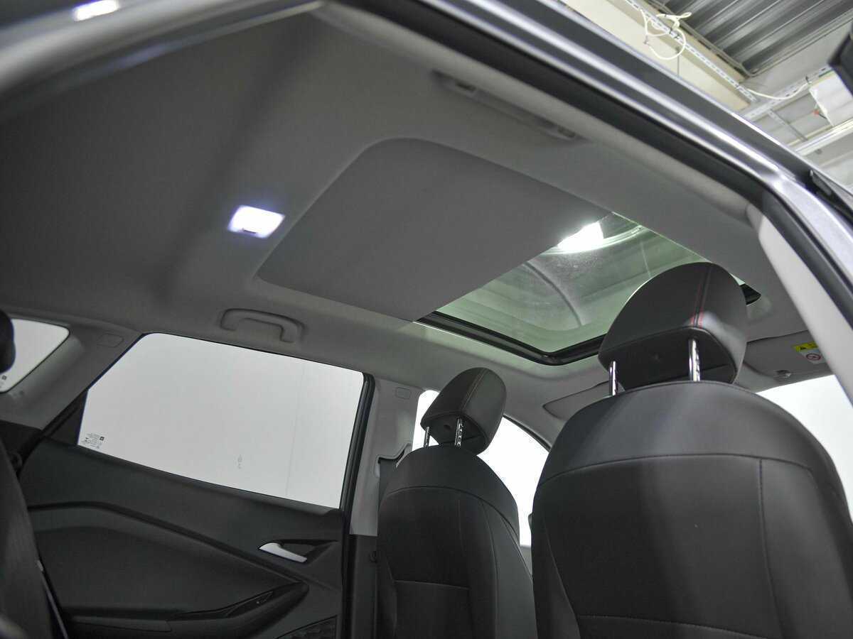 Купить Chevrolet Tracker с пробегом. Фото: #14