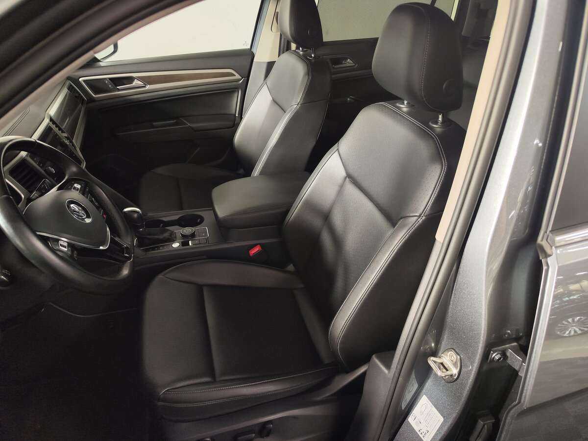 Купить Volkswagen Teramont с пробегом. Фото: #7