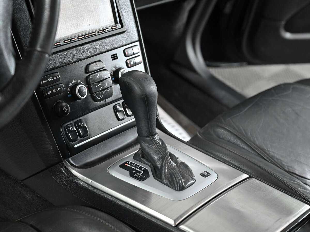 Купить Volvo XC90 с пробегом. Фото: #10