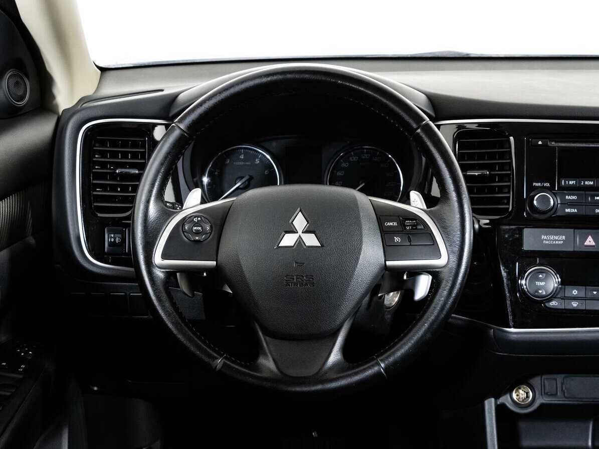 Купить Mitsubishi Outlander с пробегом. Фото: #7