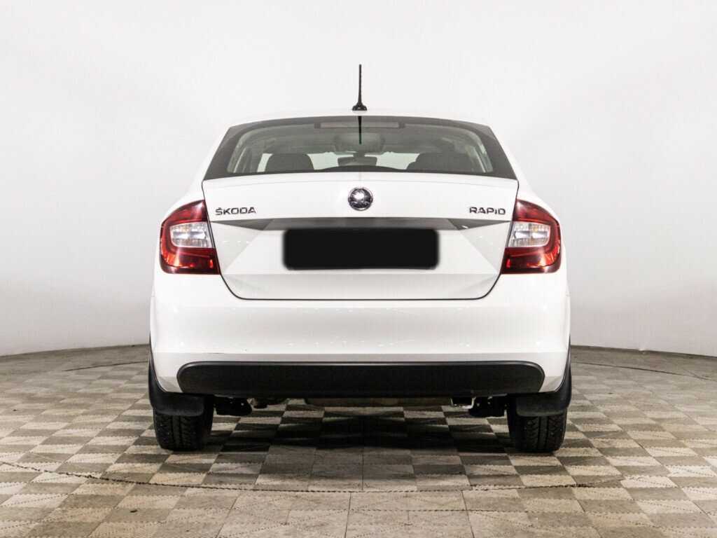 Купить Skoda Rapid с пробегом. Фото: #5